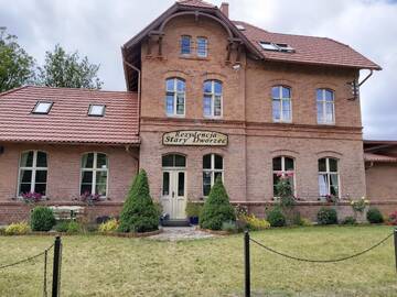 Фото Отели типа «постель и завтрак» Rezydencja Start Dworzec г. Cieszyno 2